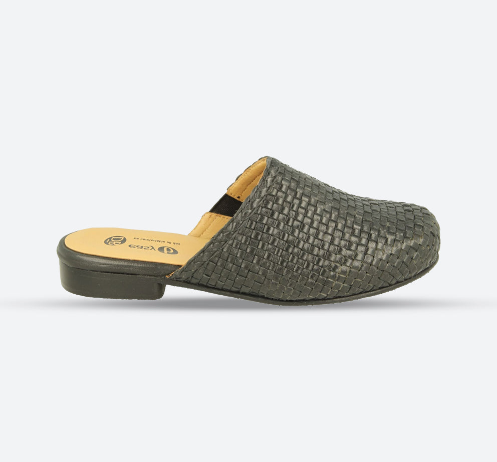 Goose sandals online