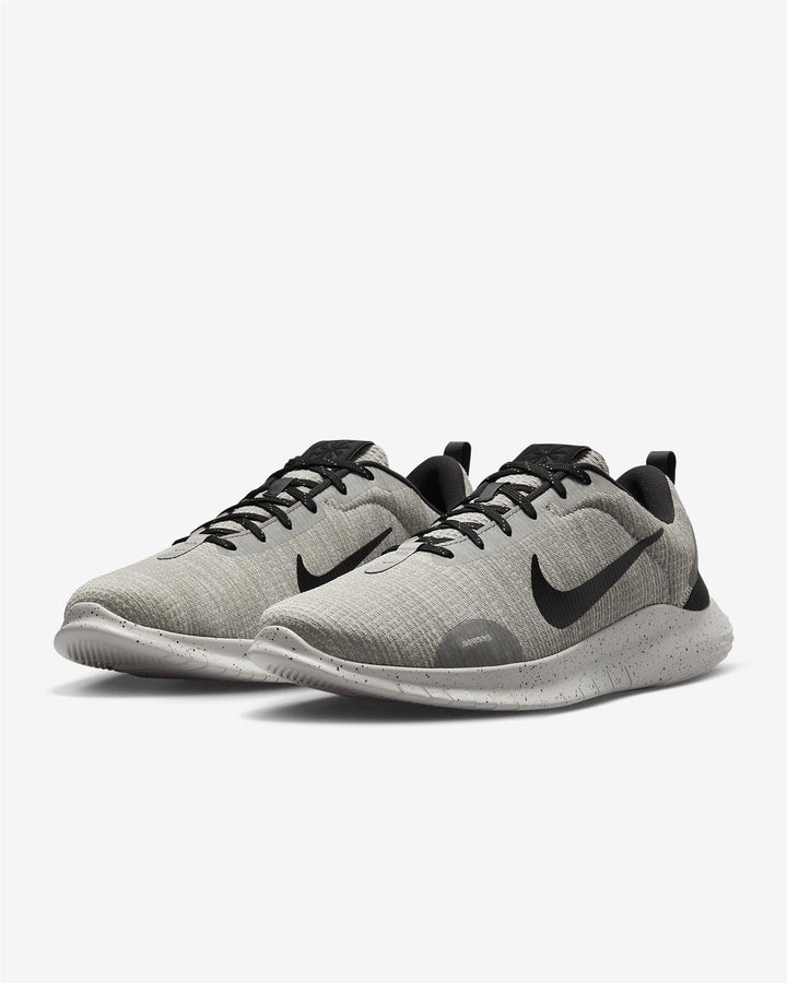 Nike DV0744-001 Extra Wide Trainers-3